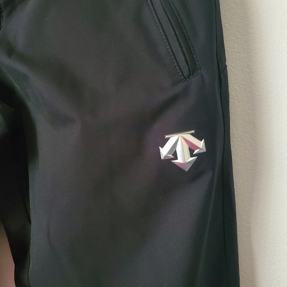 Descente Comoro Insulated Black Ski Pant - Picture 6 of 13